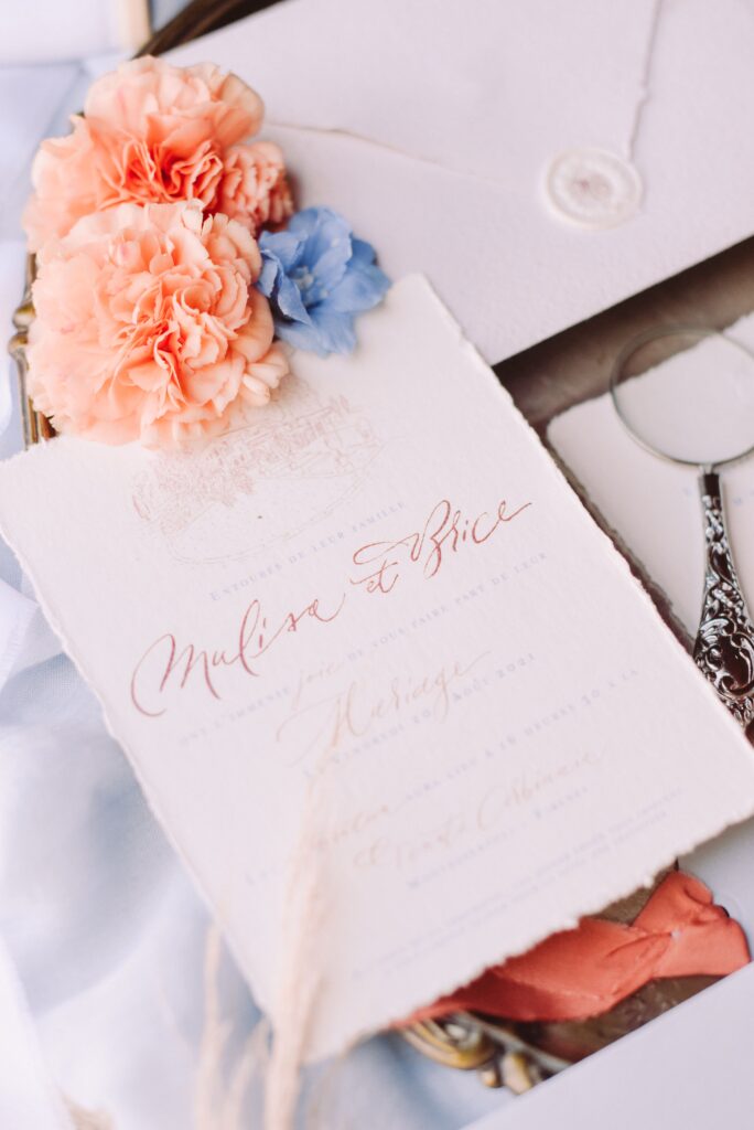 Invitations for a sophisticated wedding in Italy